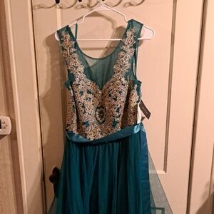 Jodi Kristopher Teal Formal Dress with Gold Lace Appliqué